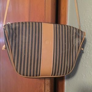 ✨FINAL SALE Authentic Small vintage Fendi purse✨