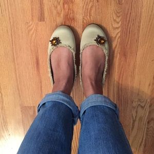 Simply Vera/Vera Wang satin ballet flats