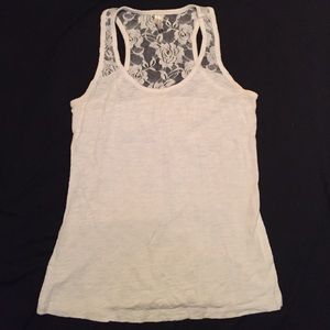 White tang top w/ lace