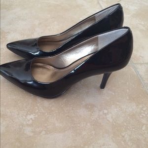 SALE 💰 Black Pumps BCBG