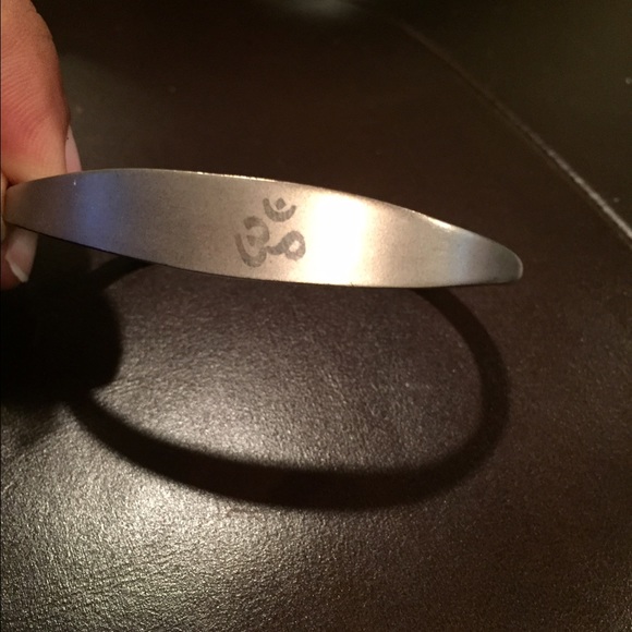 Om bracelet