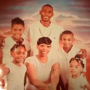 Meet your Posher, Ora