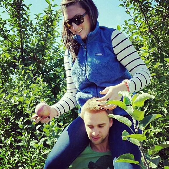 Meet your Posher, Allie - Picture 1 of 1