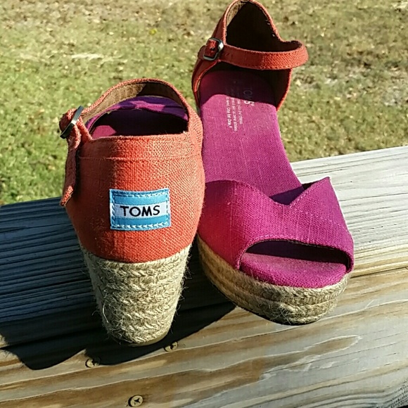 Toms wedges