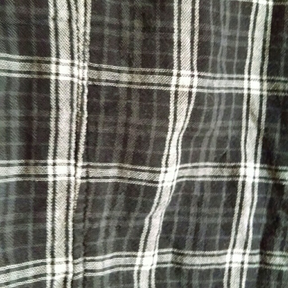 Fall Essential H&M flannel - Picture 3 of 3