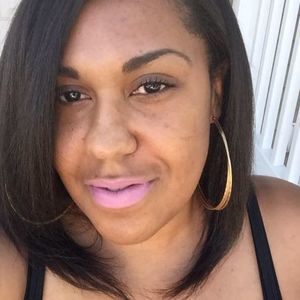 Meet your Posher, Renaysa