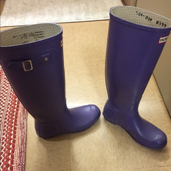 Tall matte purple hunter boots size 8. Worn.