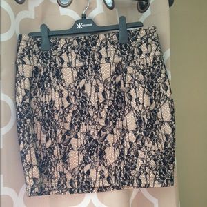 Pencil skirt above knee