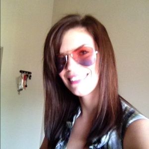 Meet your Posher, Jodi