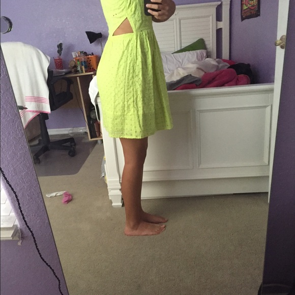 Skater dress - Picture 4 of 4