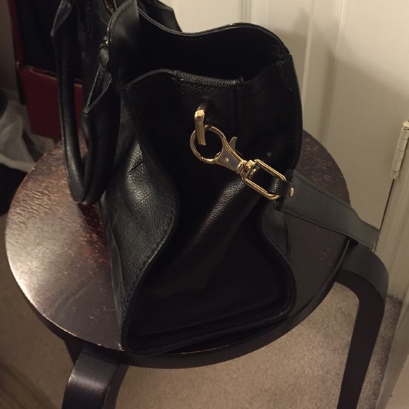 Cole Haan crossbody bag - Picture 4 of 4