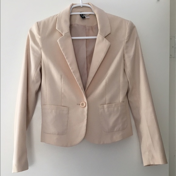 🚫SOLD! H&M Cream Blazer - Picture 2 of 3