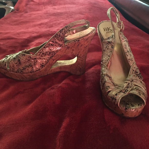 Gold BKE wedges. Size 8