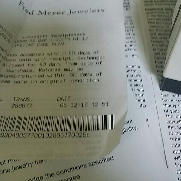 🌸SOLD🌸 1/10 CT Black & White Diamond Ring Size 6 - Picture 4 of 4