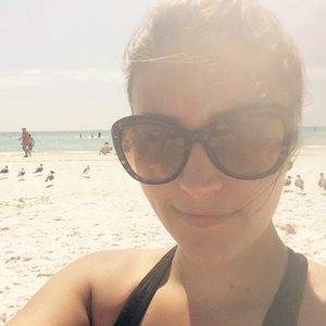 Meet your Posher, Alyssa