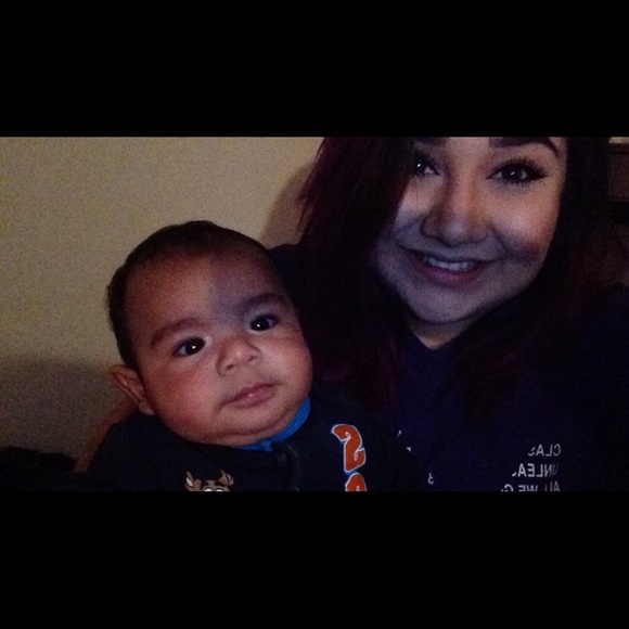 Meet your Posher, Dee