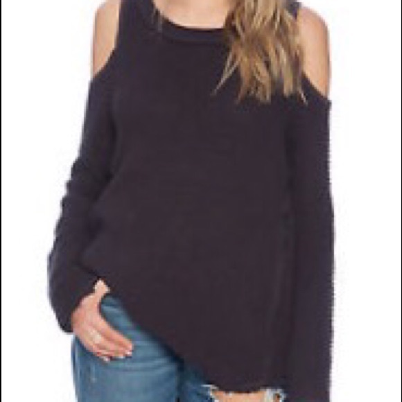 Open shoulder l/s Tee