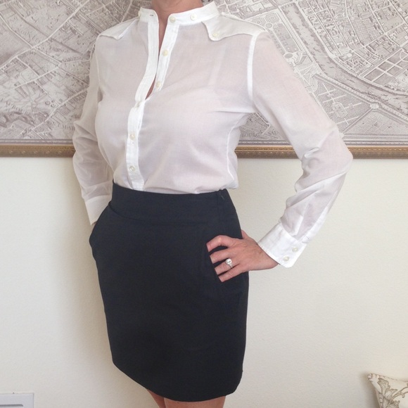 Banana Republic white blouse sz P- small