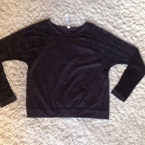 Lululemon - run for days LS Shirt