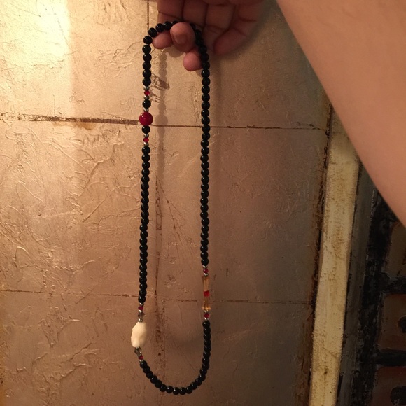 Pretty stone Buddha necklace! - Picture 2 of 3