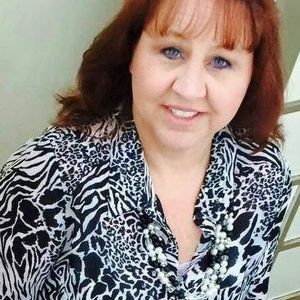 Meet your Posher, Connie