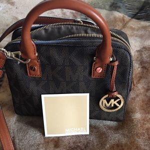 Small Michael Kors purse