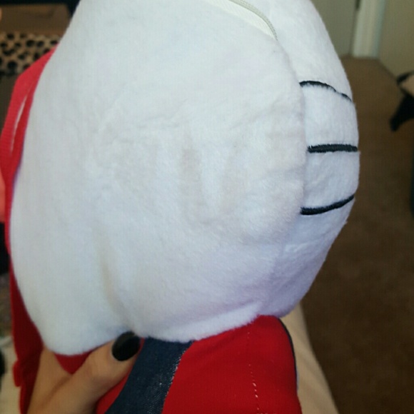 Hello kitty backpack - Picture 2 of 2