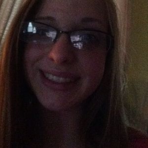 Meet your Posher, Madelyn