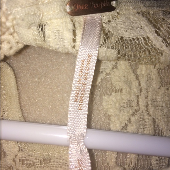 SOLD - Free People Cream Lace Top - Picture 2 of 4