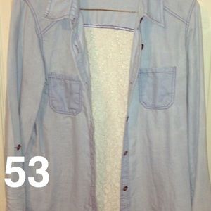 Adorable button up for fall🍂