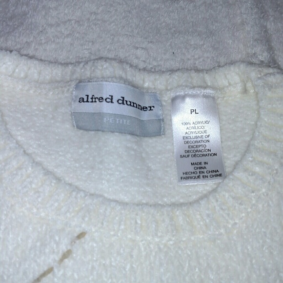Sweater - Picture 3 of 3