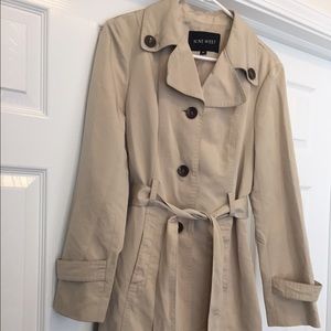 Nine West tan trench coat- never worn!