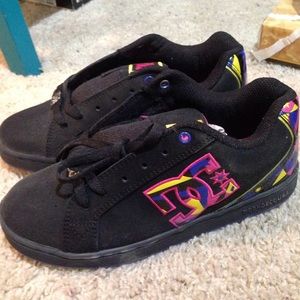 Black DC Skateboard Shoes