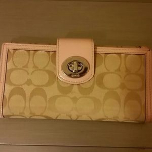 COACH wallet