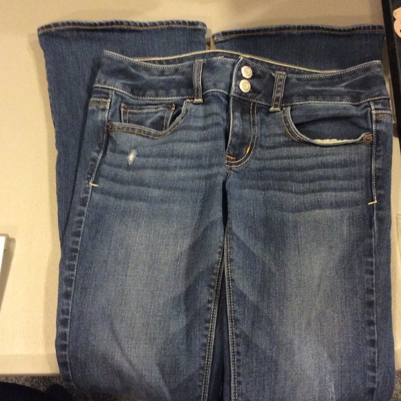 American Eagle size 2; Artist/Stretch