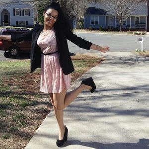 Meet your Posher, Maya