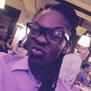 Meet your Posher, Robert