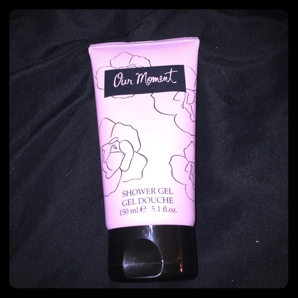One direction our moment shower gel