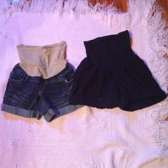 Maternity shorts