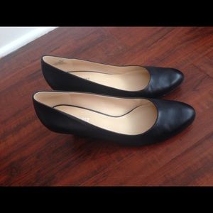 Nine West low wedge dress shoes