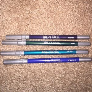 Urban Decay 24/7 Glide-on eyeliner