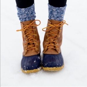 ISO BOOTS (LL BEAN OR LOOK ALIKE) 120 AND UNDER