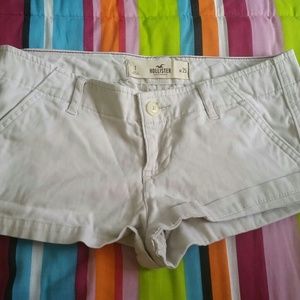 Cream beige hollister shorts