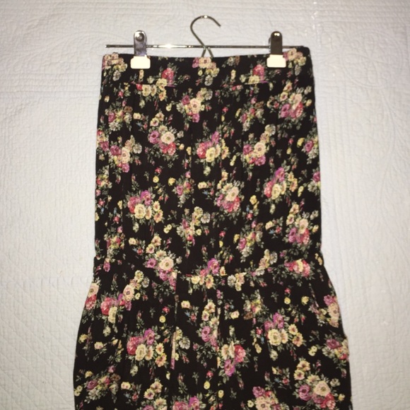One piece floral jumpsuit, unworn. 🌸🌸