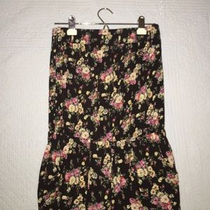 One piece floral jumpsuit, unworn. 🌸🌸
