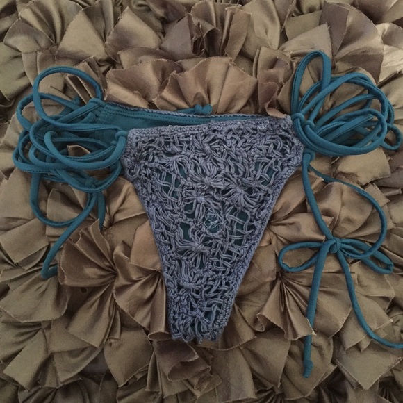 Rove swimwear bottoms (blue crochet)