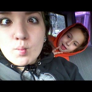 Meet your Posher, Alyissa