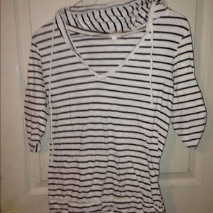 Striped shirt with hood