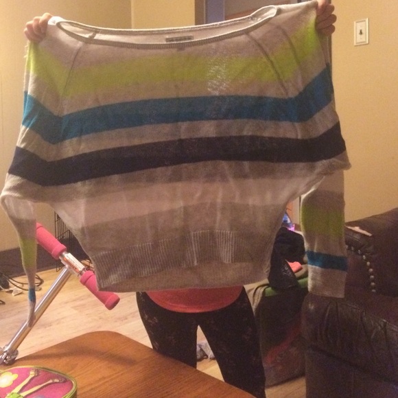 American Eagle sweater