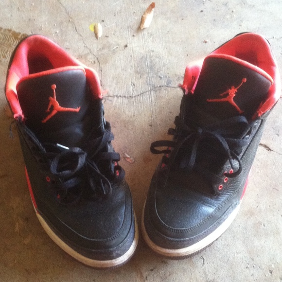 Air Jordan Crimson Red 3s